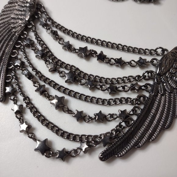 Dark Wings And Stars Necklace Adjustable 21 To 23 Inches Long - Picture 6 of 10